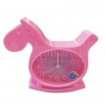 Horloge Réveil enfant GOLDEN FEATHER SM037 forme cheval à bascule